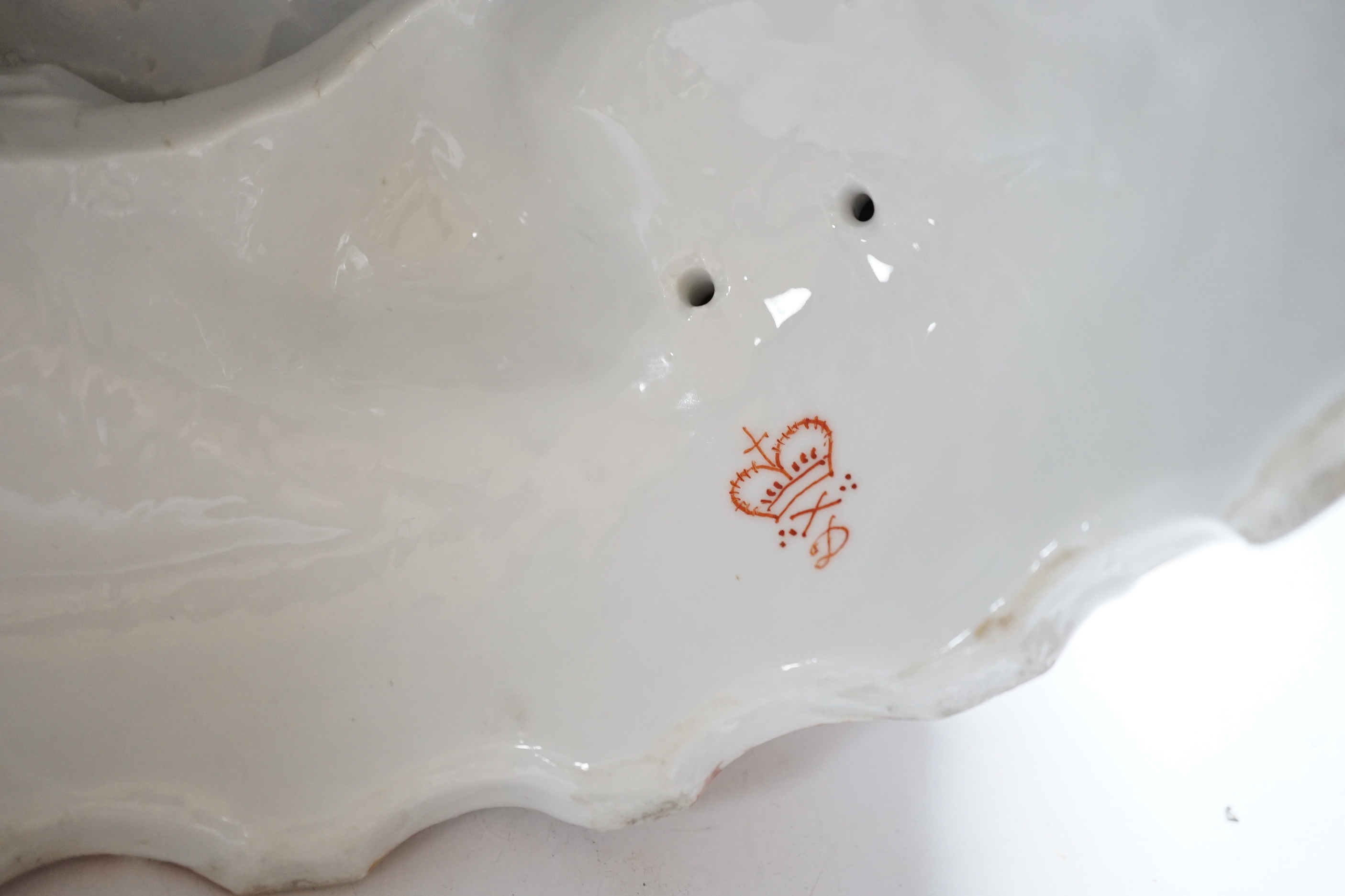 A Samson porcelain group of Venus and attendants, apocryphal Derby Mark, 36cm high